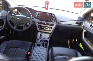 Седан Hyundai Sonata 2015 в 