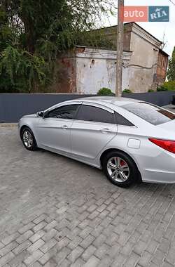 Седан Hyundai Sonata 2014 в Покрові