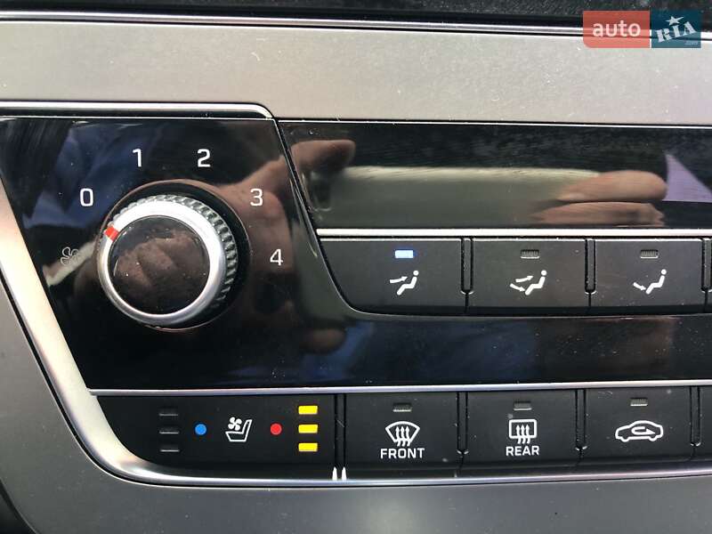 Седан Hyundai Sonata 2017 в Киеве фото 15 Седан Hyundai Sonata 2017 в Киеве