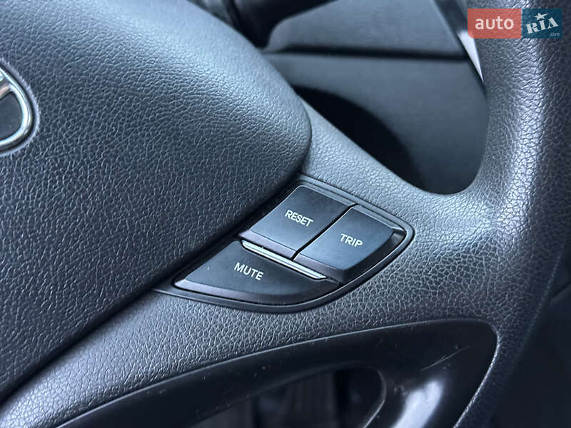 Седан Hyundai Sonata 2012 в Харькове фото 30 Седан Hyundai Sonata 2012 в Харькове