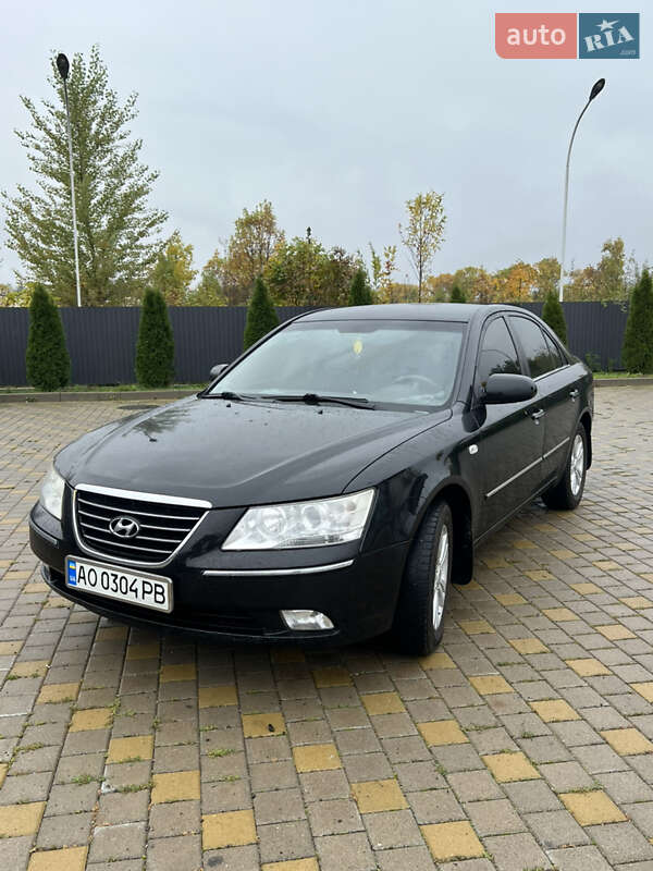 Седан Hyundai Sonata 2008 в Іршаві