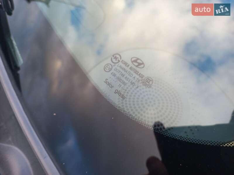 Седан Hyundai Sonata 2011 в Києві