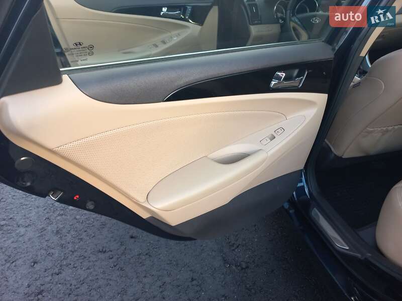 Седан Hyundai Sonata 2011 в Києві