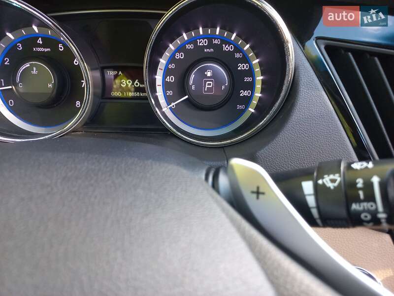 Седан Hyundai Sonata 2011 в Києві