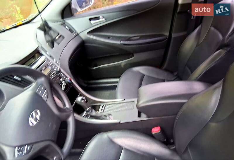 Седан Hyundai Sonata 2012 в Киеве