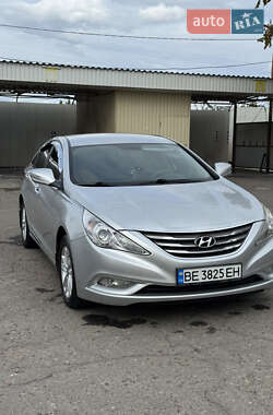 Hyundai Sonata 2011