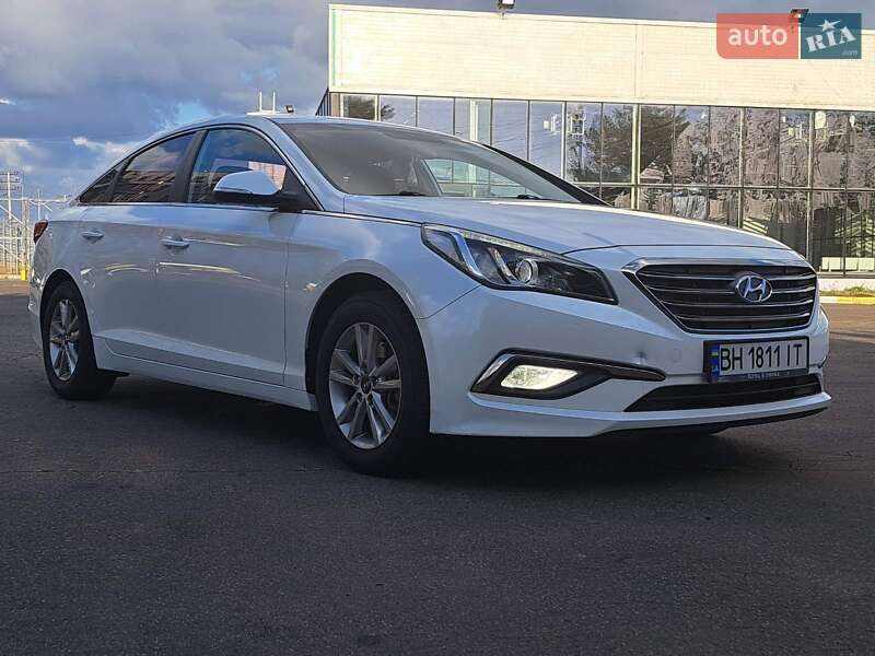 Седан Hyundai Sonata 2016 в Одессе