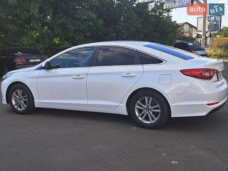 Седан Hyundai Sonata 2016 в Одессе