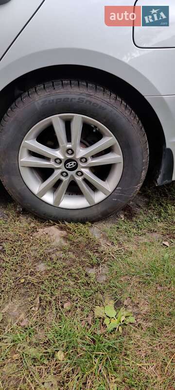 Седан Hyundai Sonata 2015 в Києві