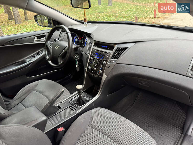 Седан Hyundai Sonata 2013 в Киеве фото 19 Седан Hyundai Sonata 2013 в Киеве
