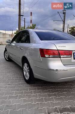 Hyundai Sonata 2009