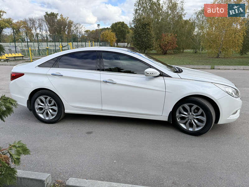 Седан Hyundai Sonata 2011 в Александрие фото 11 Седан Hyundai Sonata 2011 в Александрие
