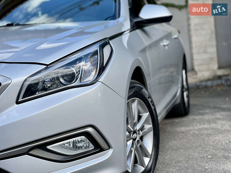 Седан Hyundai Sonata 2016 в Одессе