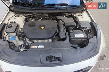 Седан Hyundai Sonata 2014 в 