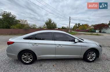Седан Hyundai Sonata 2015 в 