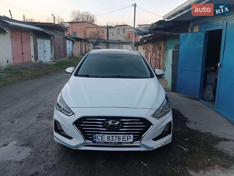Седан Hyundai Sonata 2018 в Черновцах
