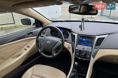 Седан Hyundai Sonata 2014 в 