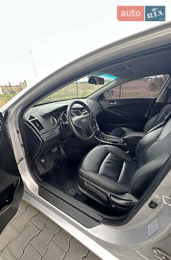 Седан Hyundai Sonata 2012 в 