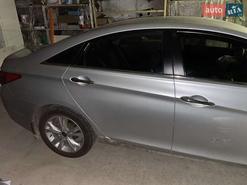Седан Hyundai Sonata 2011 в Одессе