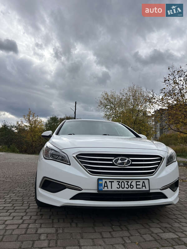 Седан Hyundai Sonata 2016 в Калуше