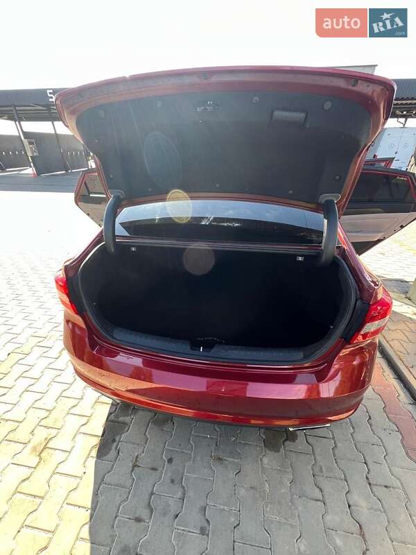 Седан Hyundai Sonata 2015 в Берегово фото 13 Седан Hyundai Sonata 2015 в Берегово