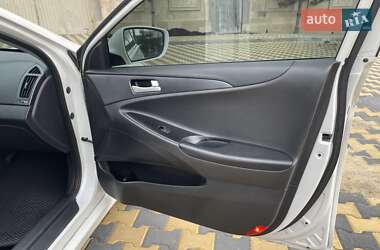 Седан Hyundai Sonata 2014 в 