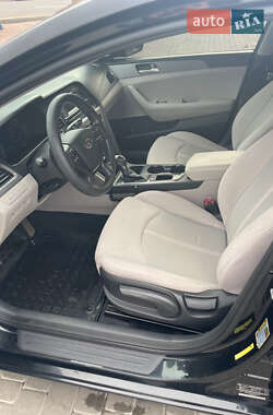 Седан Hyundai Sonata 2015 в 