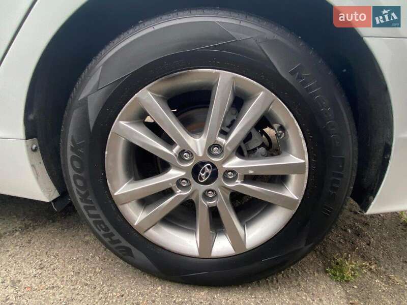 Седан Hyundai Sonata 2017 в Киеве