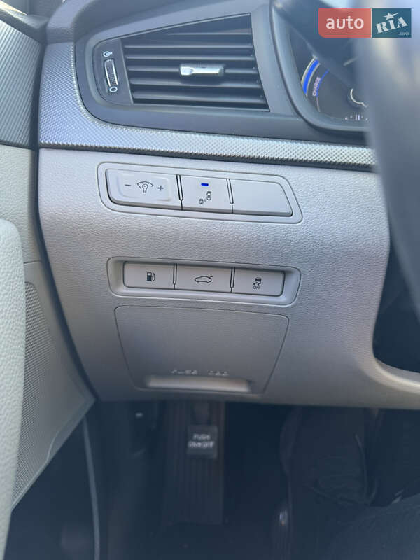 Седан Hyundai Sonata 2018 в Львове фото 17 Седан Hyundai Sonata 2018 в Львове