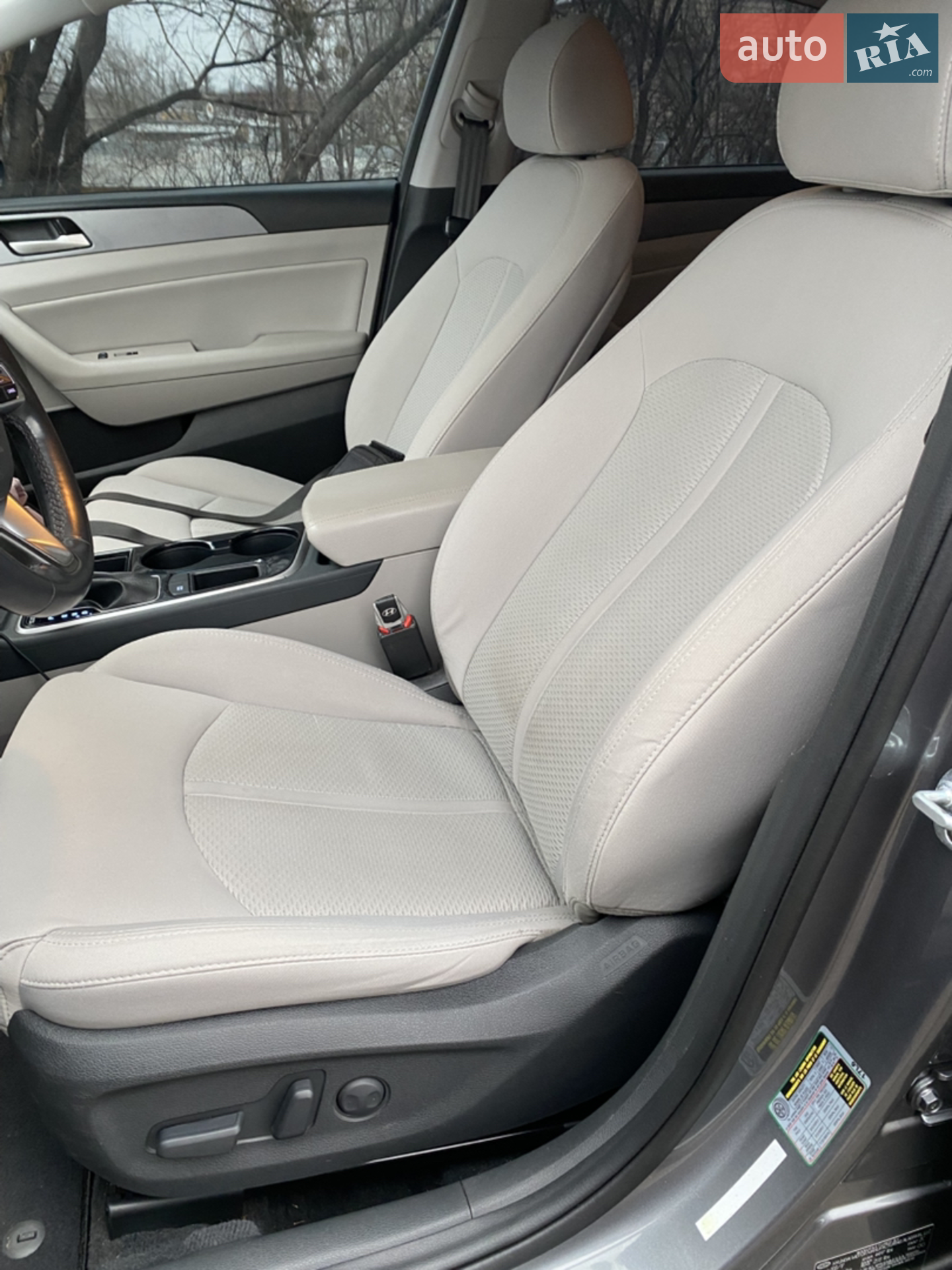 2018 Hyundai Sonata - мініатюра 23