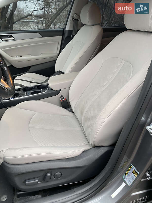 Седан Hyundai Sonata 2018 в Киеве