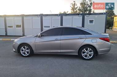 Седан Hyundai Sonata 2012 в 