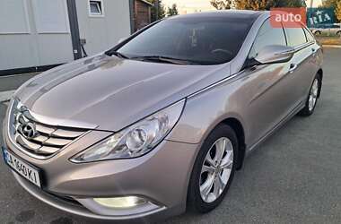 Седан Hyundai Sonata 2012 в Буче
