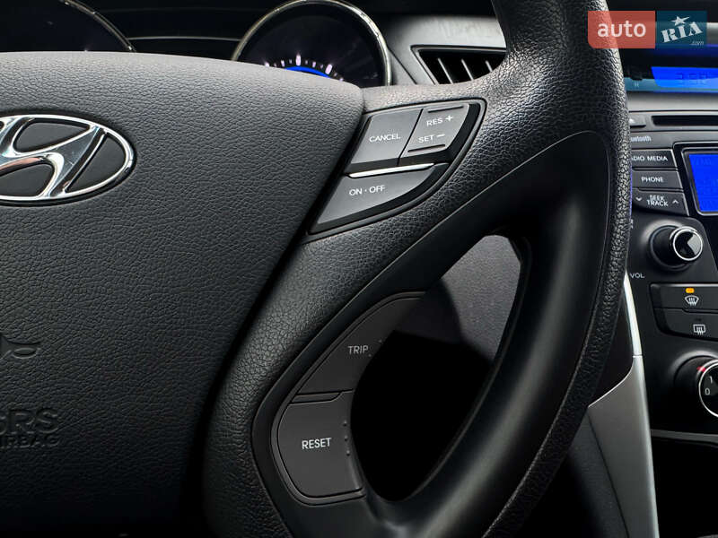 Седан Hyundai Sonata 2012 в Киеве