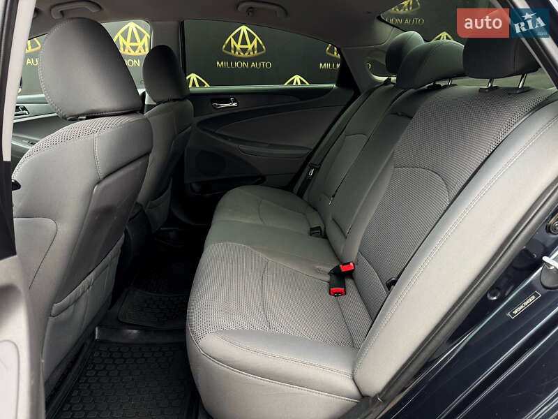 Седан Hyundai Sonata 2012 в Киеве