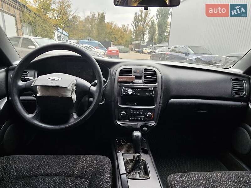 Седан Hyundai Sonata 2004 в Києві