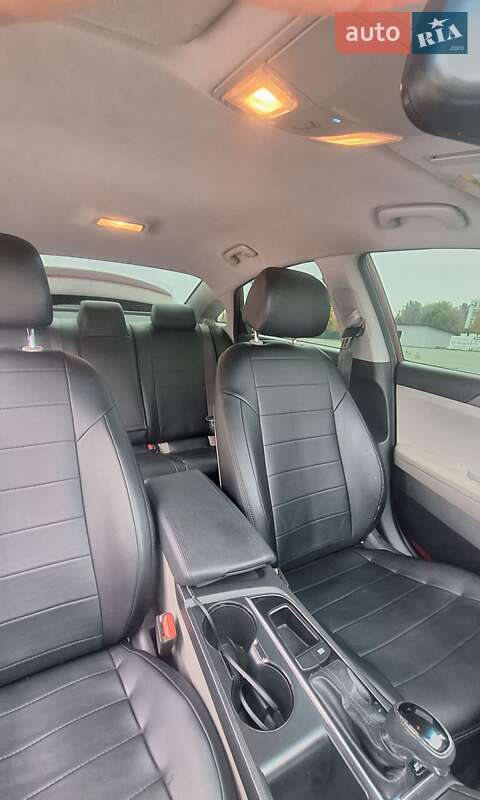 Седан Hyundai Sonata 2015 в Білогородці