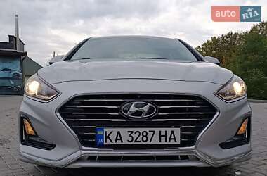 Седан Hyundai Sonata 2018 в Старой Выжевке