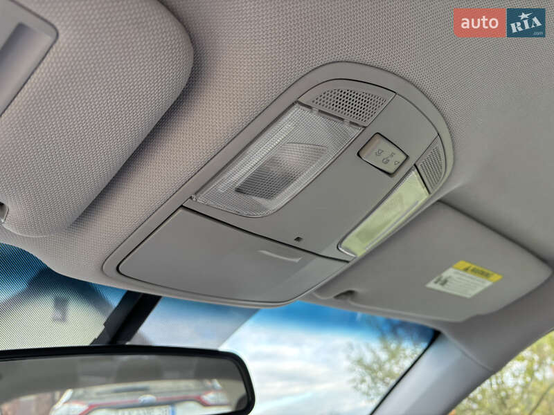 Седан Hyundai Sonata 2014 в Жовкве