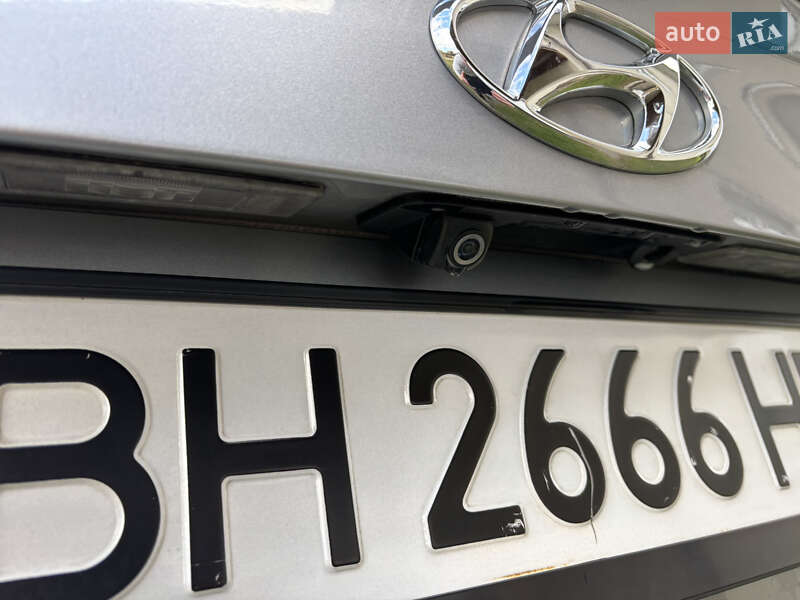 Седан Hyundai Sonata 2014 в Жовкве