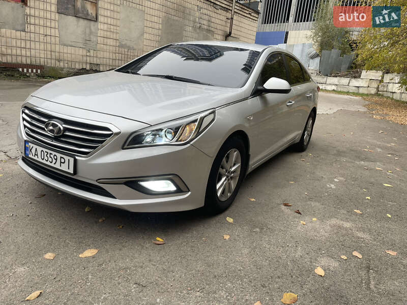 Седан Hyundai Sonata 2016 в Киеве