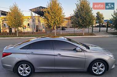 Hyundai Sonata 2012