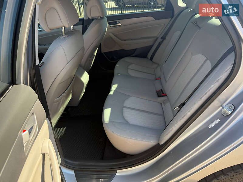 Седан Hyundai Sonata 2015 в Києві