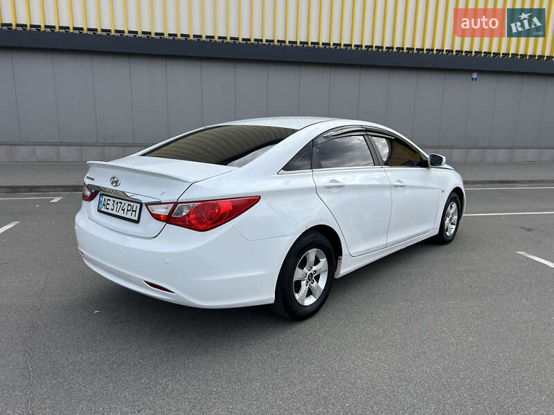 Седан Hyundai Sonata 2011 в Києві