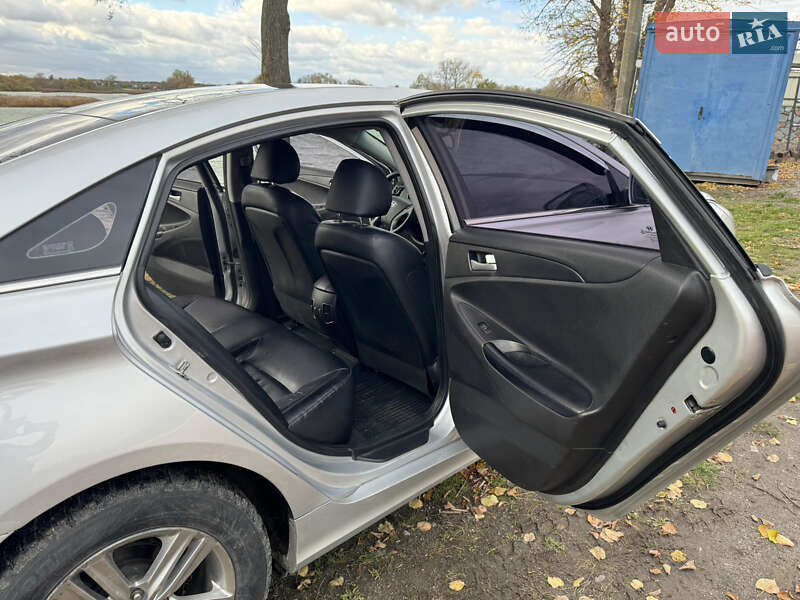 Седан Hyundai Sonata 2013 в Бердичеве