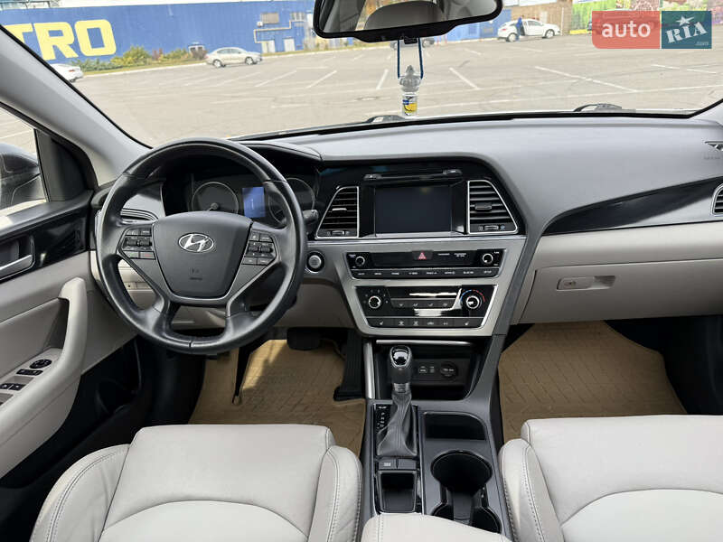 Седан Hyundai Sonata 2016 в Днепре