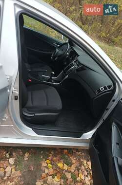 Седан Hyundai Sonata 2012 в 