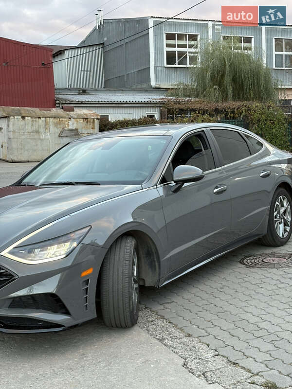Седан Hyundai Sonata 2022 в Львове