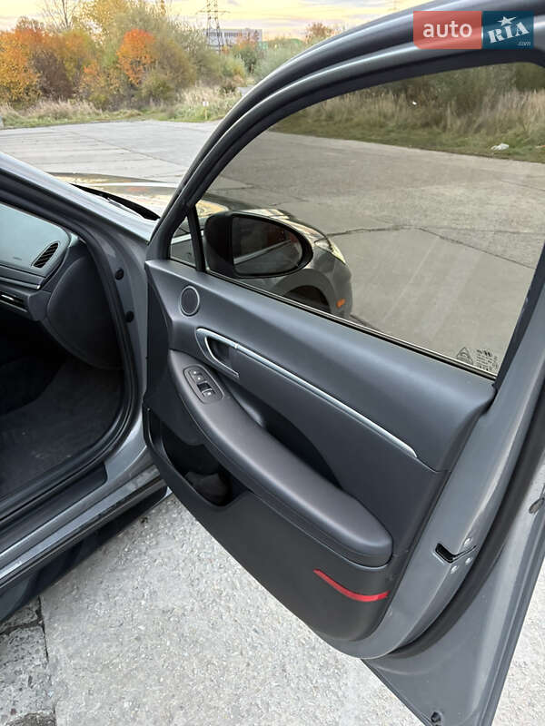 Седан Hyundai Sonata 2022 в Львове