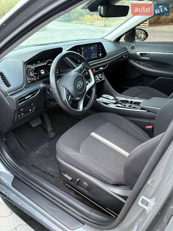 Седан Hyundai Sonata 2022 в Львове